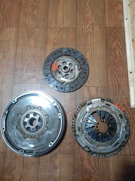 Демпфер комплект зчеплення VW T5 1.9TDI 03-09 SACHS 2290 601 059 UA61