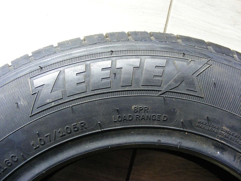 Літня гума 195/75/16С -2 шт.Zeetex CT2000 .