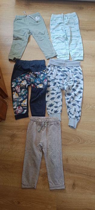 Spodnie chłopięce 98/104