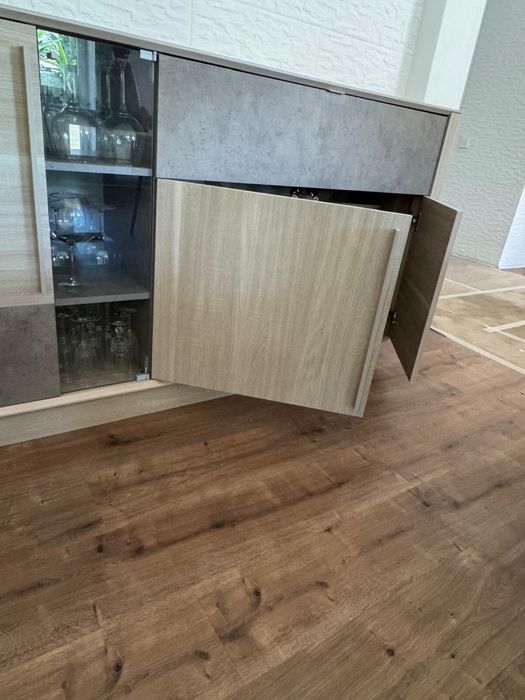 Móveis de sala , mesa de centro, mesa de jantar e aparador