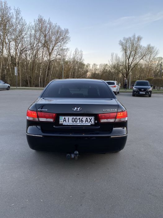 Hyundai Sonata 2010
