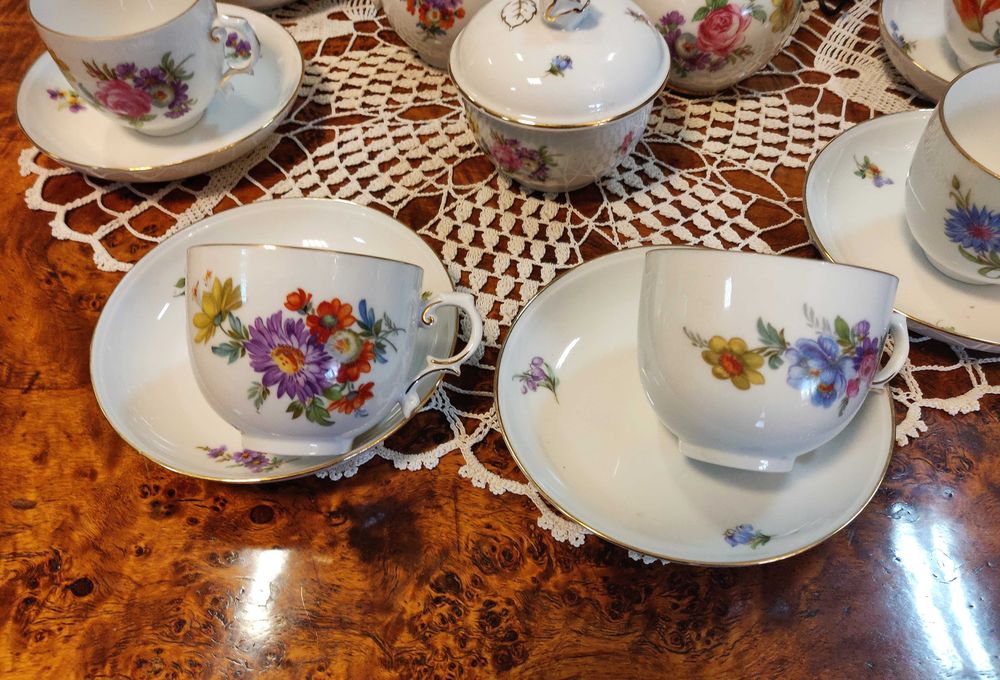 Porcelanowy serwis do białej kawy Furstenberg 6 os.