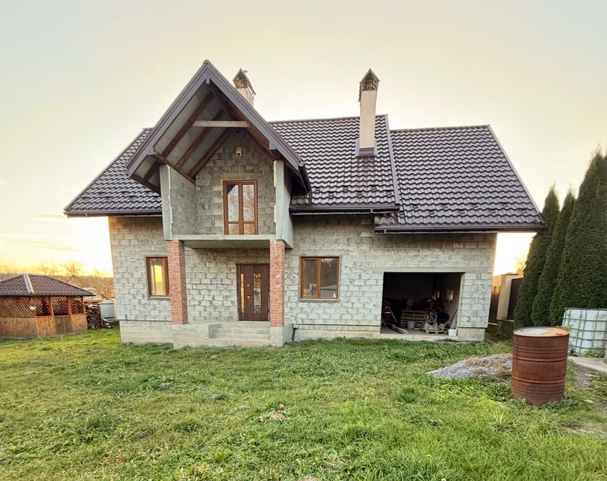 Продаю будинок біля Новояворівська