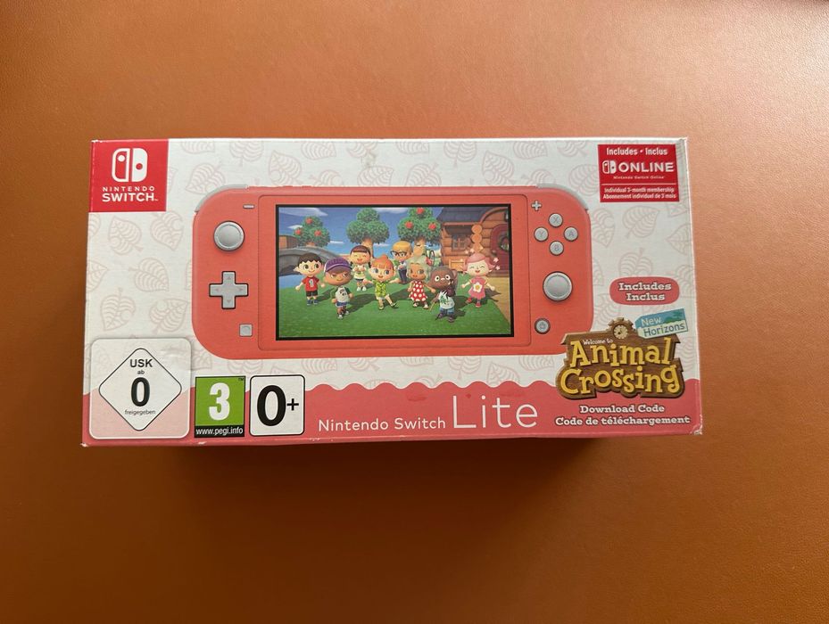 Nintendo Switch Lite Coral