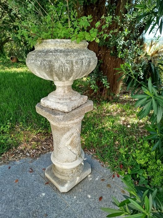 Vasos e decoração de Jardim
