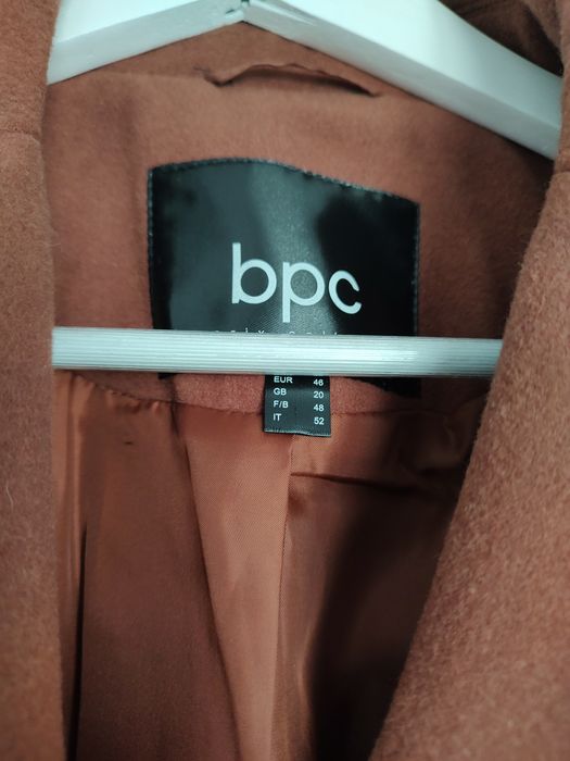 Brązowy nowy długi płaszcz Bonprix 46