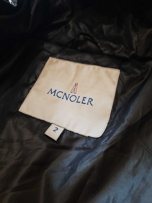 Moncler женская куртеа, пуховик
