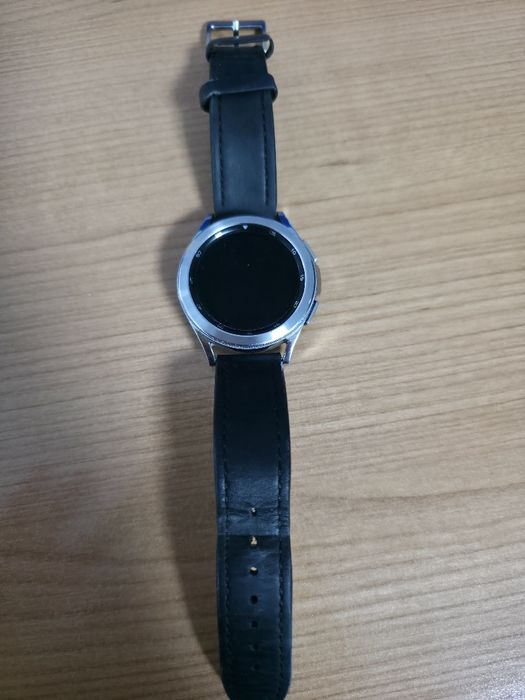 Смарт годинник Samsung Galaxy Watch 4 classic 42mm