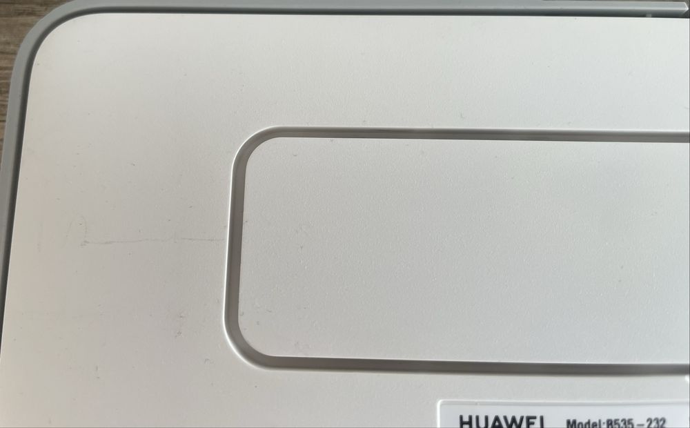 Sprzedam router HUAWEI model B535-232