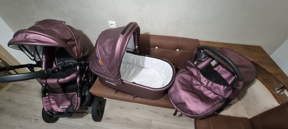 Продам коляску 3 в 1