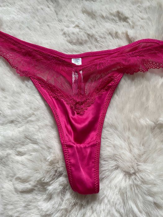 Primark 1x stringi S