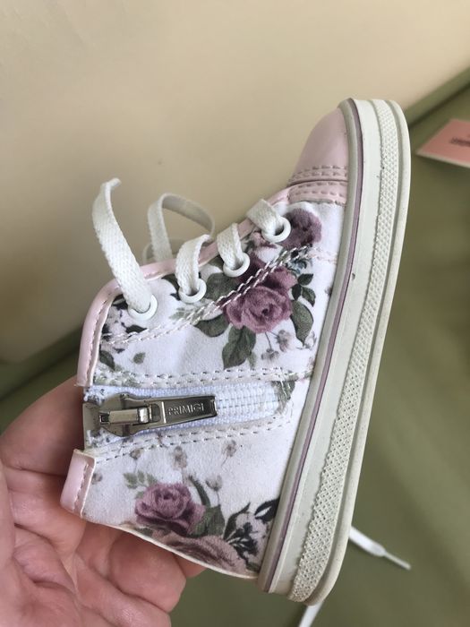 Ботинки на девочку