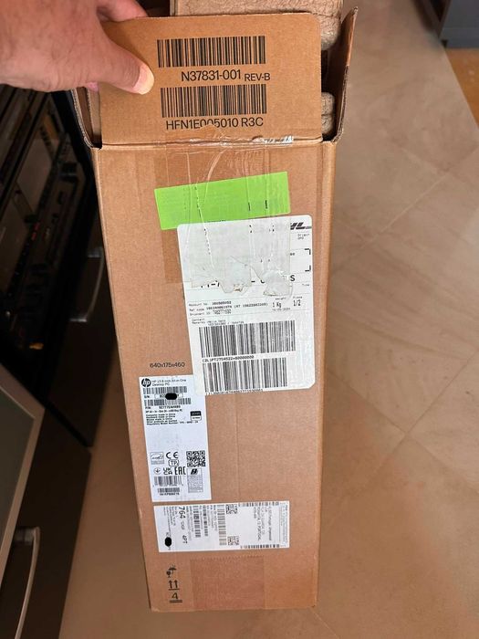 HP All‑in‑One 24‑cr0019np – Novo, nunca usado, Ryzen 5, 16GB, 512GB SSD, Garantia HP até 2027