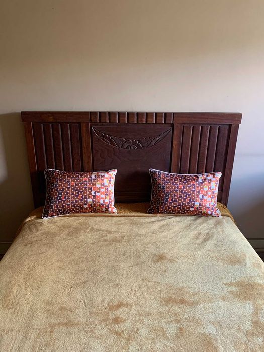Cama de casal madeira maciça