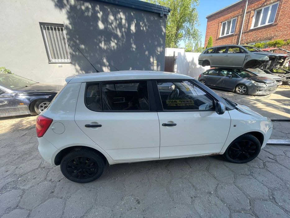 2009 SKODA FABIA II 1.2 6V CHFA 60KM Silnik Skrzynia części