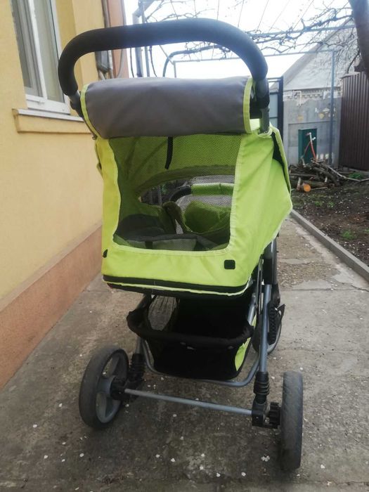 Коляска детская в отличном состоянии