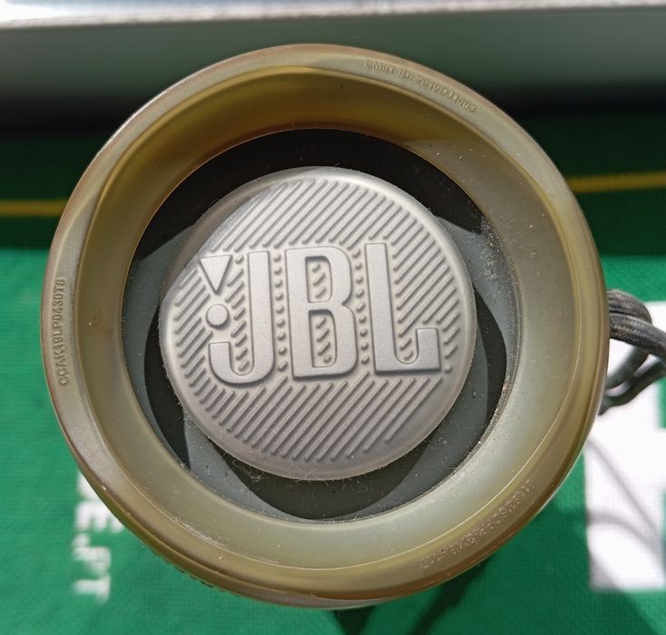 JBL Flip 5 conector cabo carregamento avariado