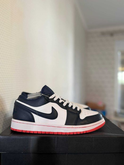 Nike Air Jordan 1 (AJ1) Retro Low Obsidian Ember чоловічі кросівки, нові, оригінал, 43 (26,5 см)