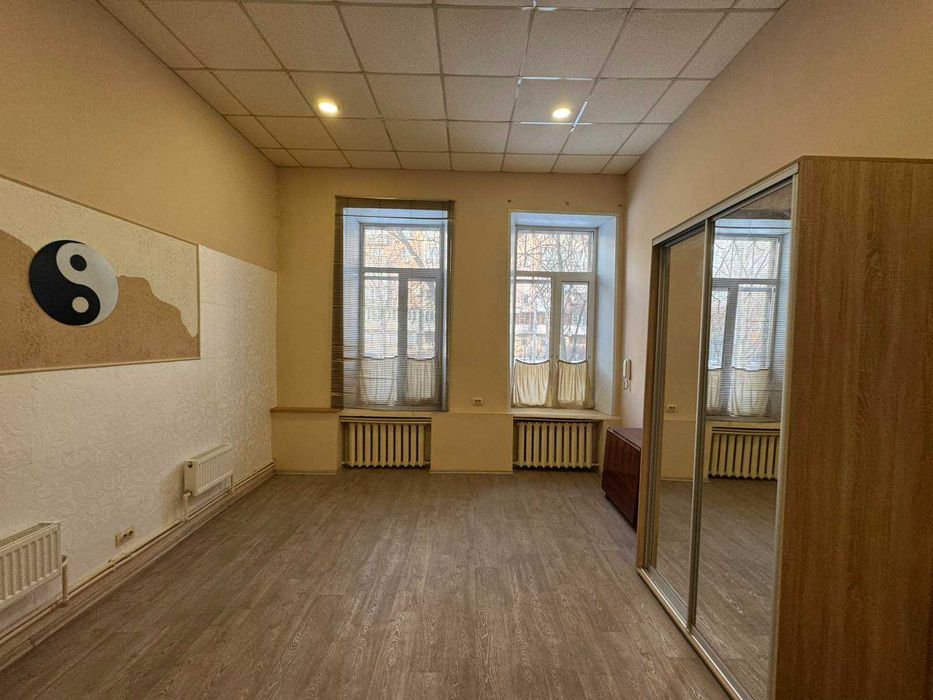 Продам 1 к. квартиру на Володимира Антоновича, буд. 49