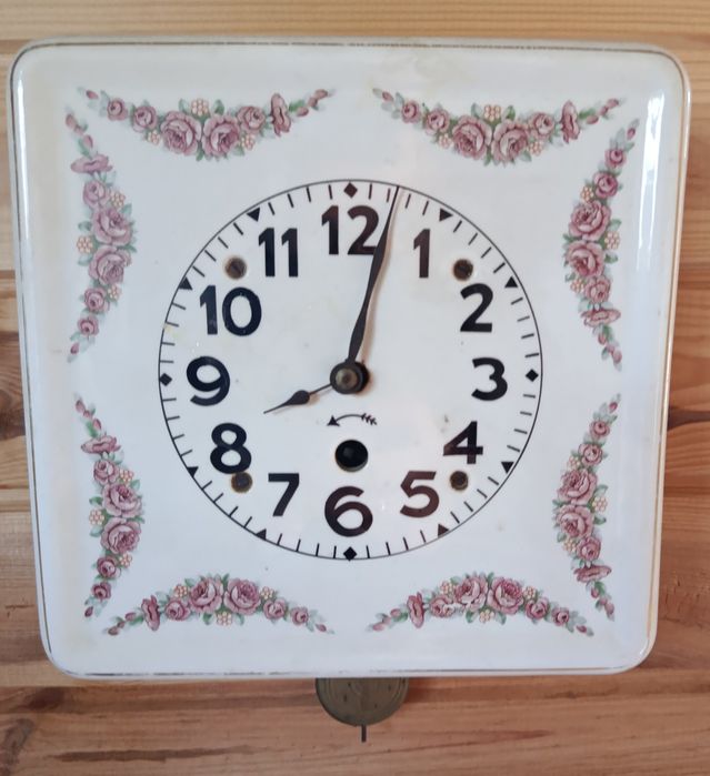 Stary zegar kuchenny