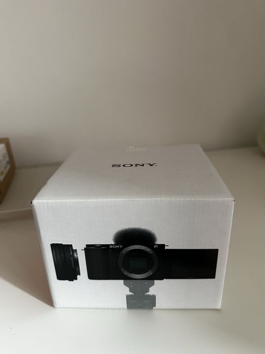 Caixa Sony ZV-E10