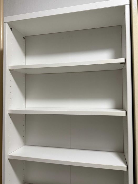 Regał na książki IKEA. Stan rewelacyjny