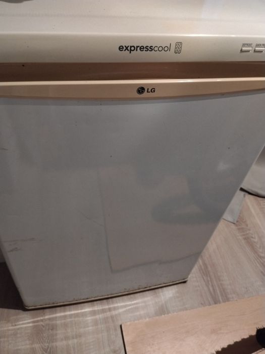 Vendo pequena arca