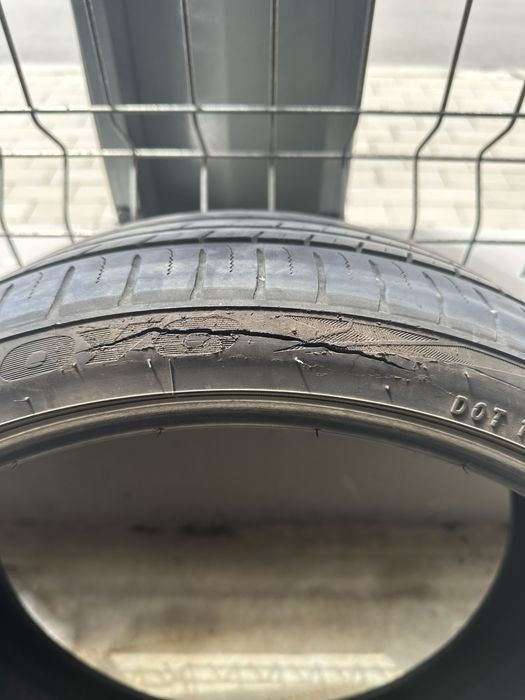 Toyo proxes sport 235 35 20
