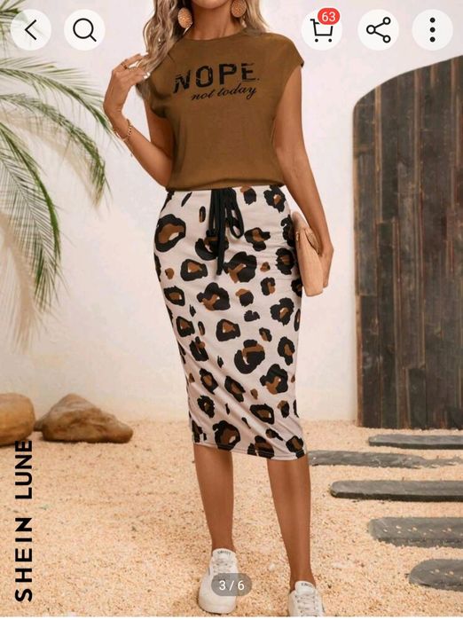 Жіночий літній костюм