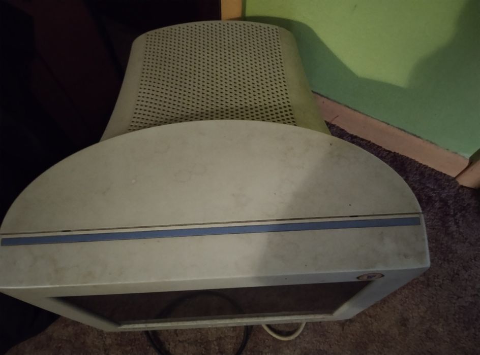 Монітор 17дюймів Samsung