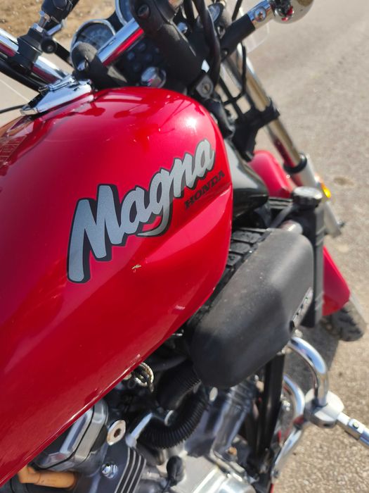 Honda super magna 750