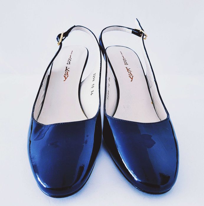 Nowe granatowe skórzane lakierowane klasyczne czółenka na szpilce 36