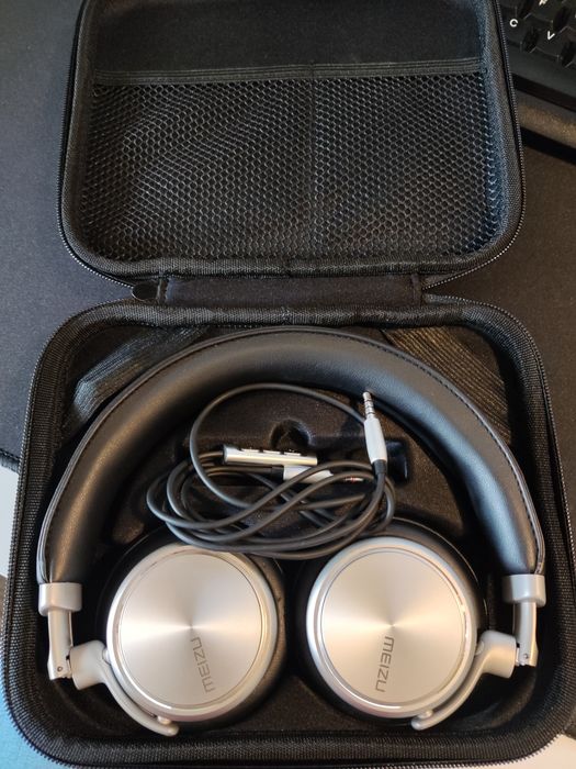 Headphones Meizu HD50