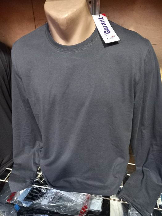 Футболка чоловіча з довгим рукавом лонгслів однотонна