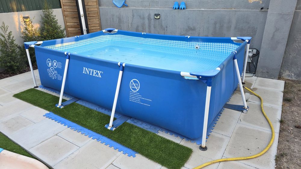 Piscina Intex 1,8x2,8m
