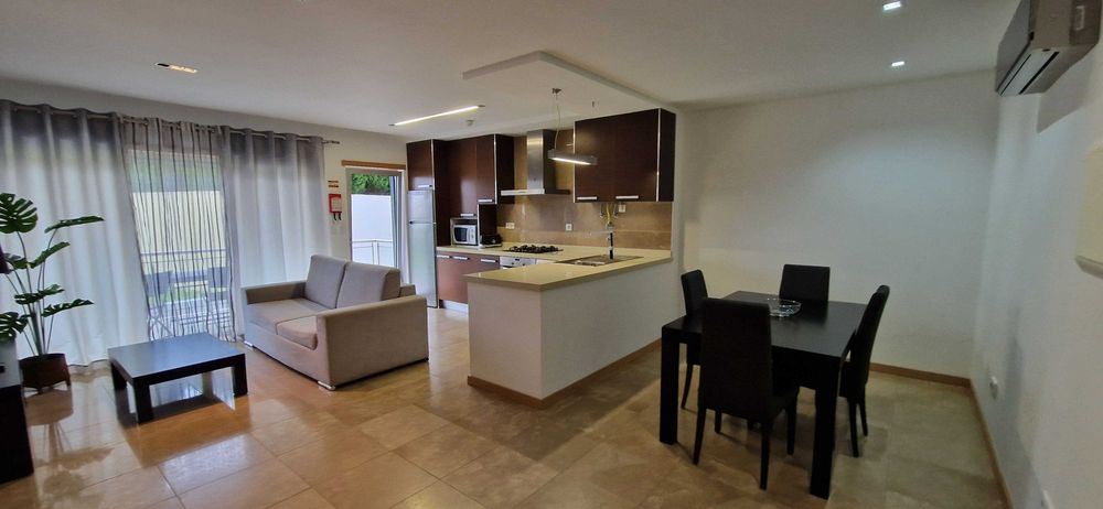 Apartamento T1 para férias com piscina a 700m praia São Martinho Porto