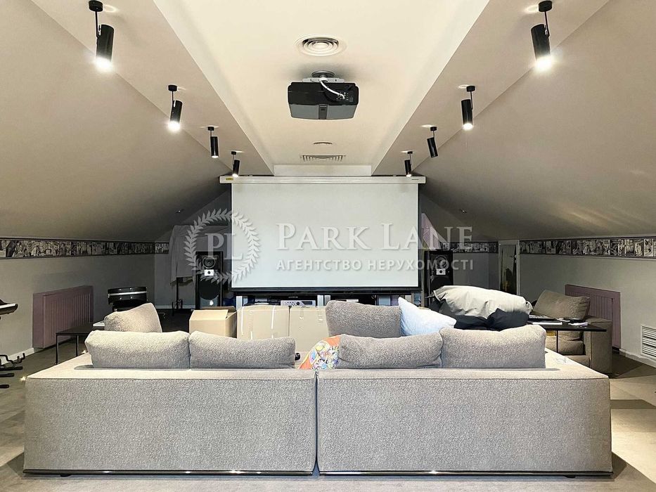 Конча-Заспа. Дамба. Дом с выходом на Днепр. 50 соток земли.