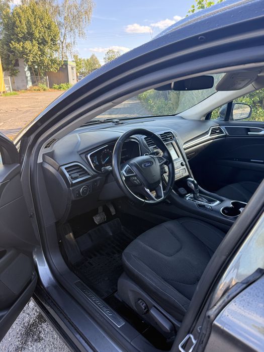 Ford  Mondeo Hybryda 2.0