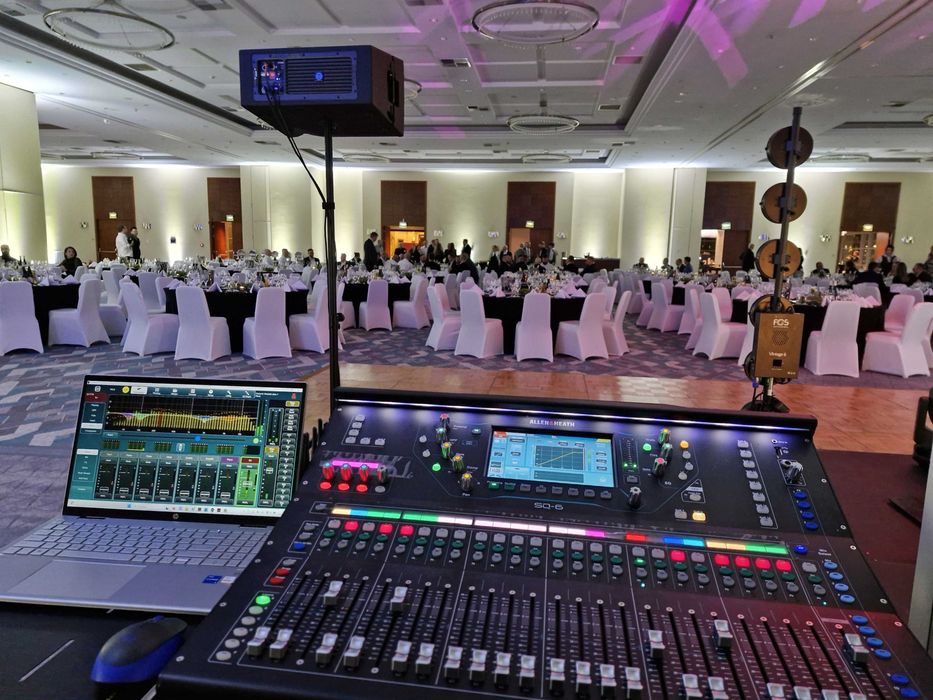 Allen & Heath SQ-6 – konsola cyfrowa PREMIUM