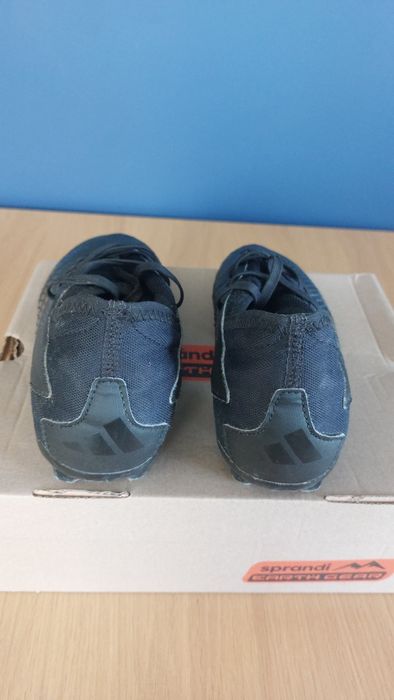 Korki piłkarskie Adidas Predator r. 38