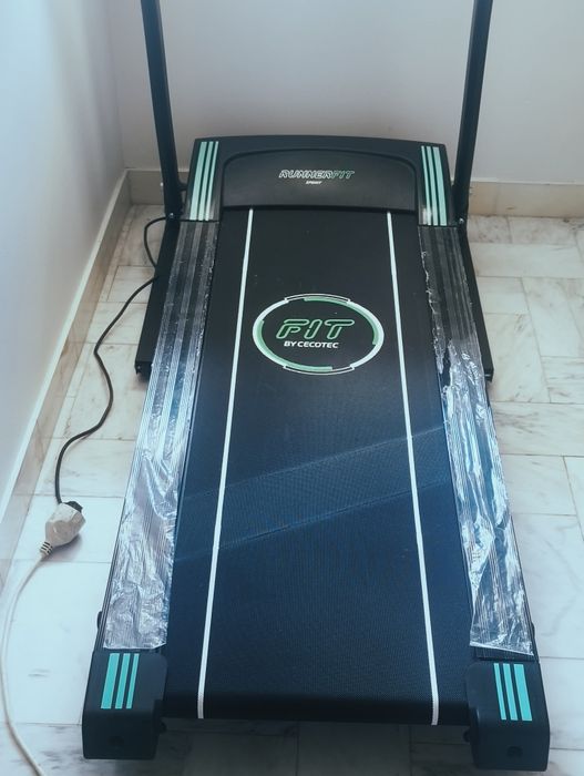 (14km/h) Vendo passadeira de correr dobrável Cecotec RunnerFit Sprint como nova