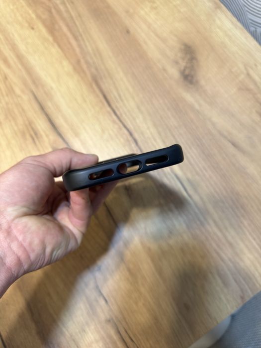 Карбоновый чехол Wiwu на iphone 17 pro max