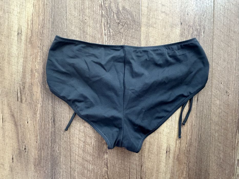 Majtki bikini dół stroju kąpielowego 42