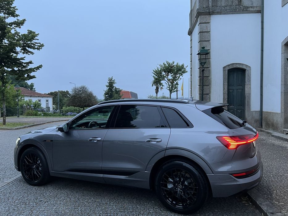 Audi e-Tron Quattro 100% Eletrico