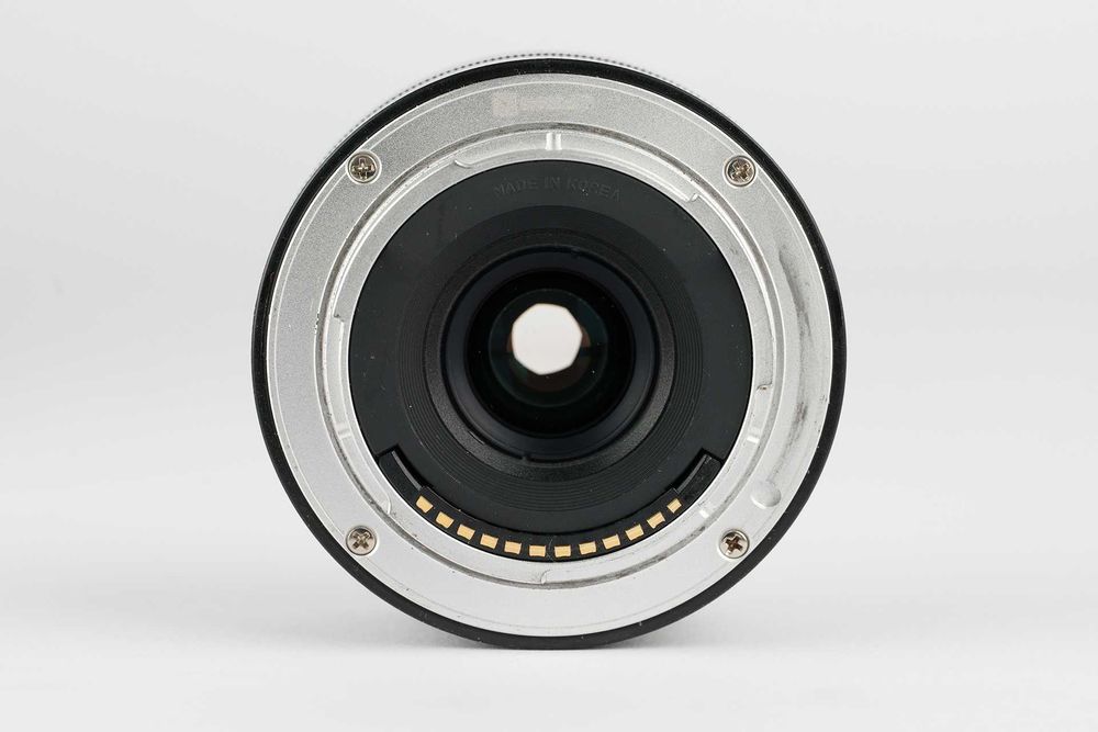 Samyang AF 35mm f2.8 para Sony FE como NOVA