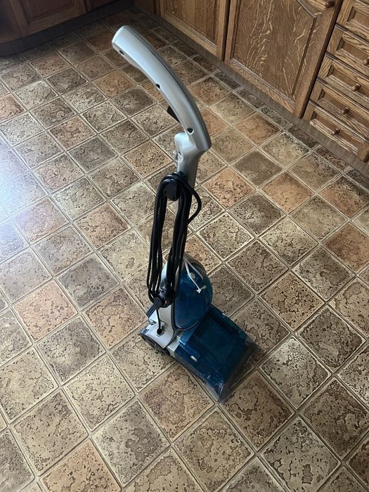 Продам миючий пилосос