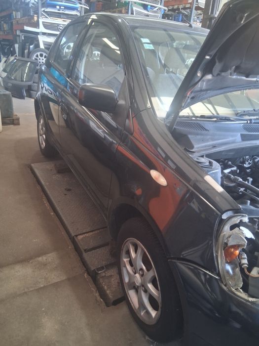 Toyota yaris para peças