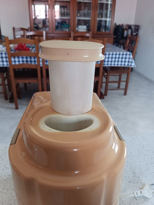 Máquina de fazer sumos naturais -Moulinex