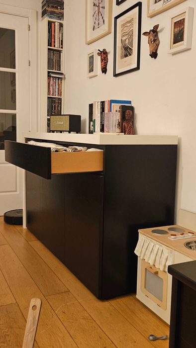 Sala de jantar completa NS Mobiliário – Mesa extensível + 4 cadeiras + aparador moderno