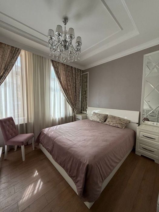 Продаж просторої квартири в центрі по вул Івана Франка